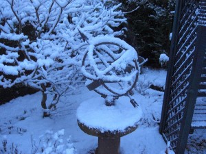 sundial in snow_2010_noakes