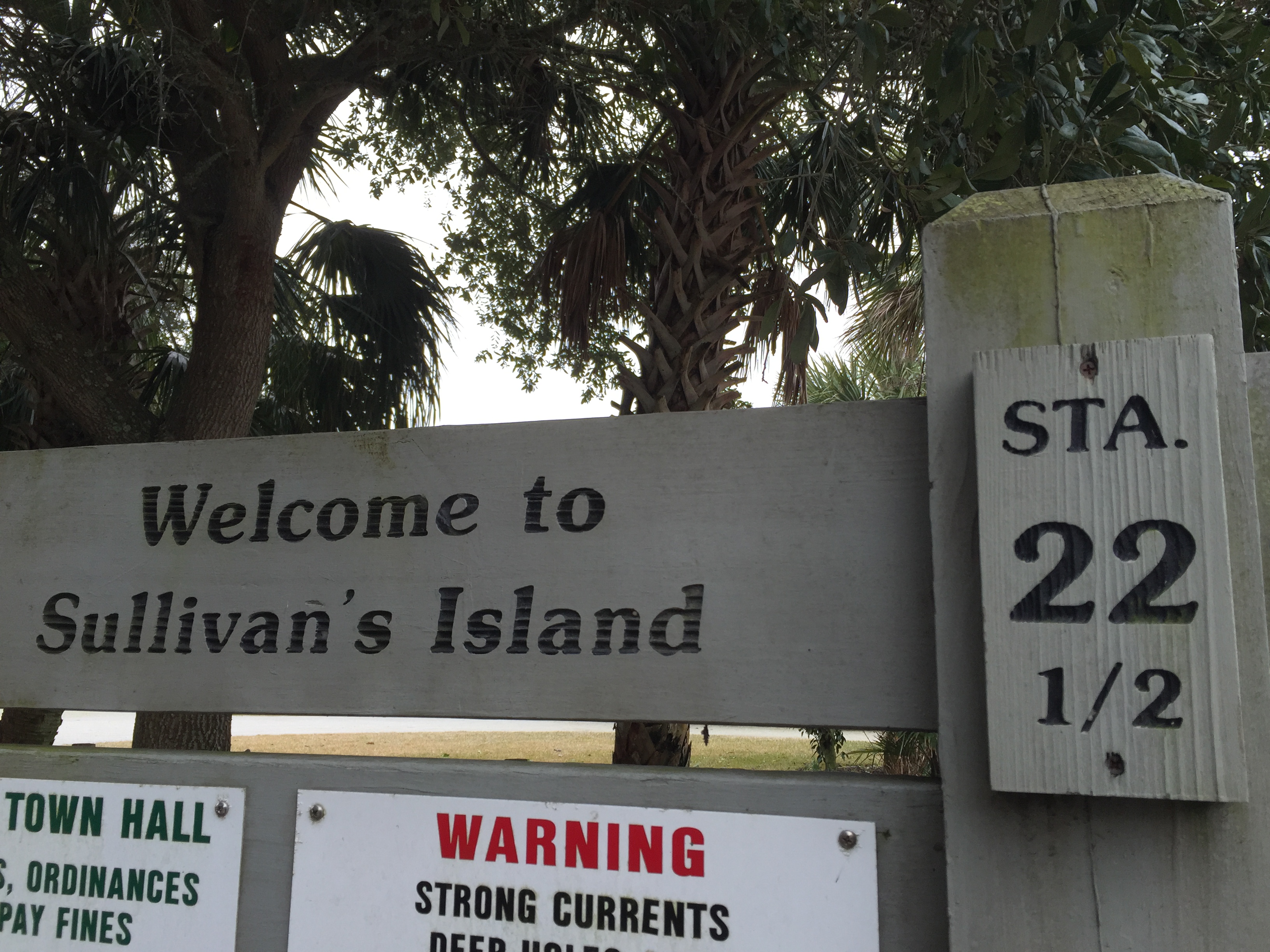 welcome sign sullivans island